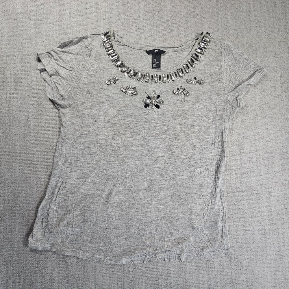 H&M Women's Embellished Gray Top Short Sleeve Sz Smal